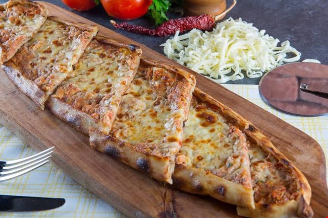Kıymalı kaşarlı
